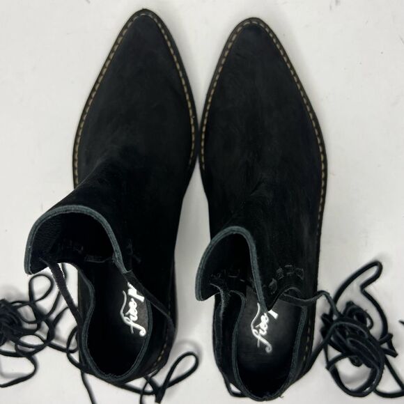 Free People Ajax Black Suede Lace Back Tie Ankle Women’s Booties Sz 37/US 6.5 - Picture 8 of 11